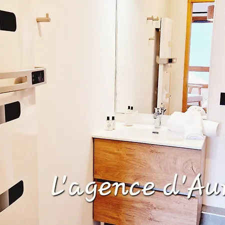 8 Pers, 86m², A 50m Des Pistes Et Commerces A Montalbert, Parking Et Wifi Inclus - Fr-1-755-14 * La Plagne